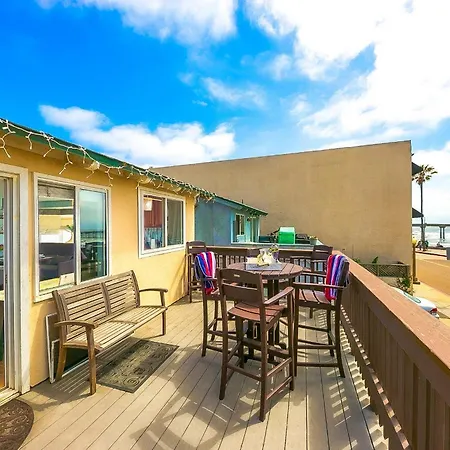Ob Pier 2 Apartment